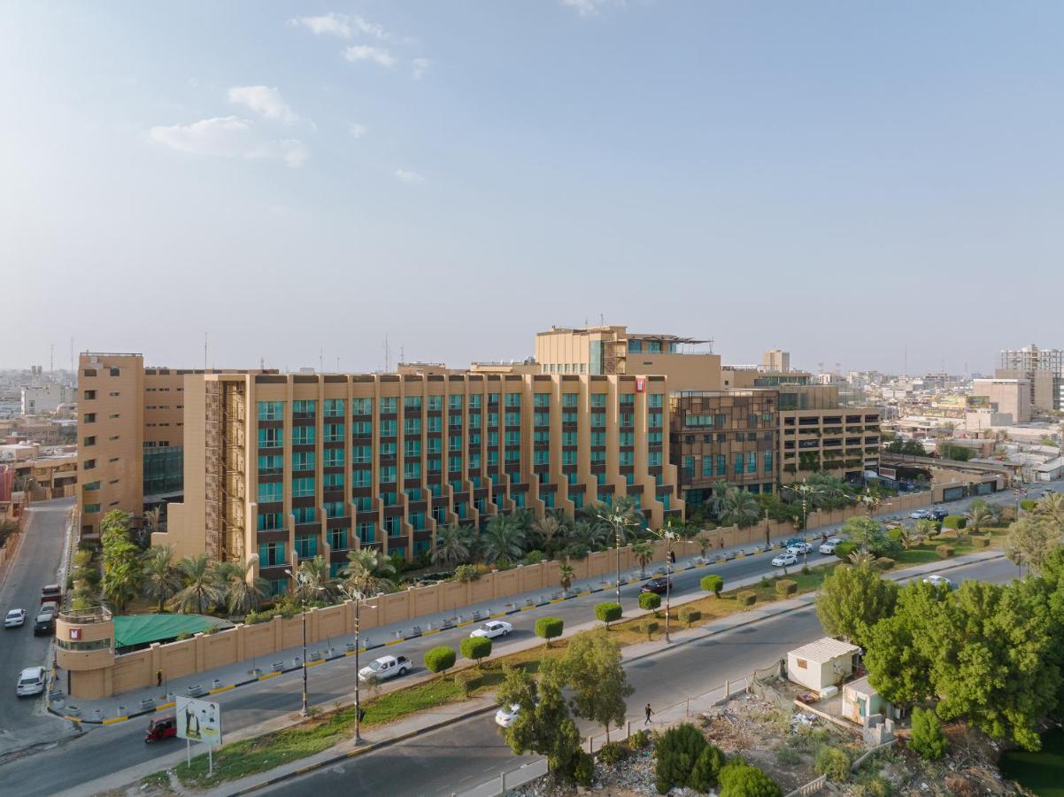 Grand Millennium Al Seef Basra Екстериор снимка