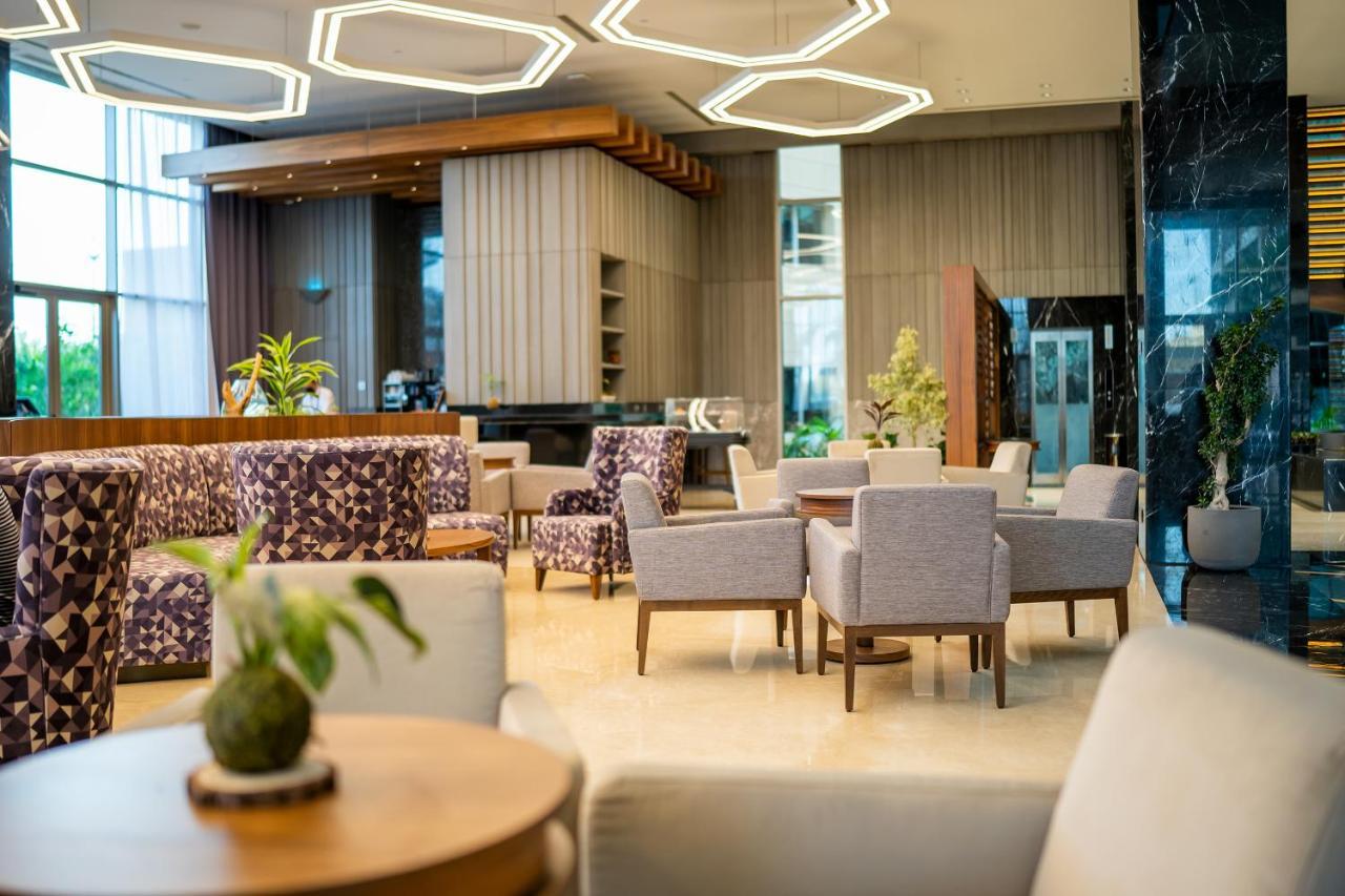 Grand Millennium Al Seef Basra Екстериор снимка
