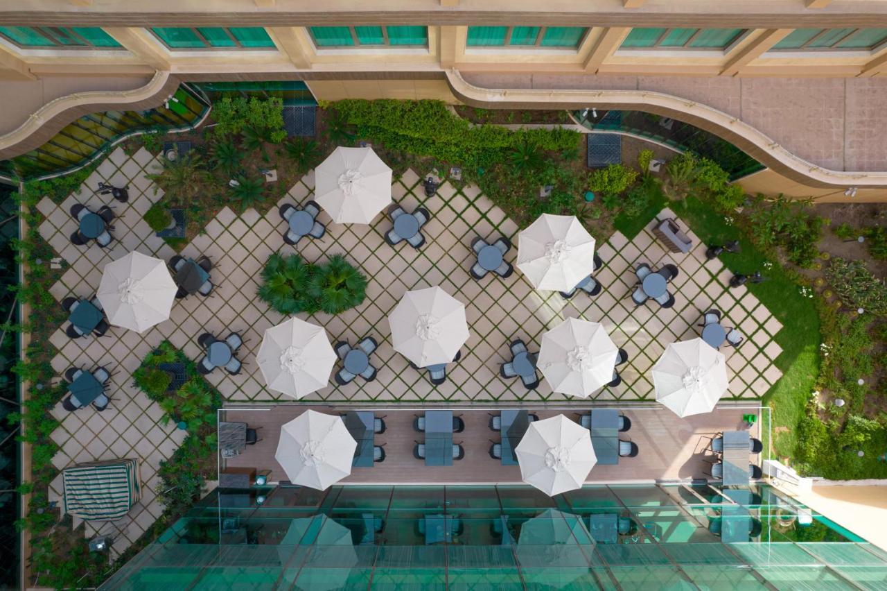 Grand Millennium Al Seef Basra Екстериор снимка
