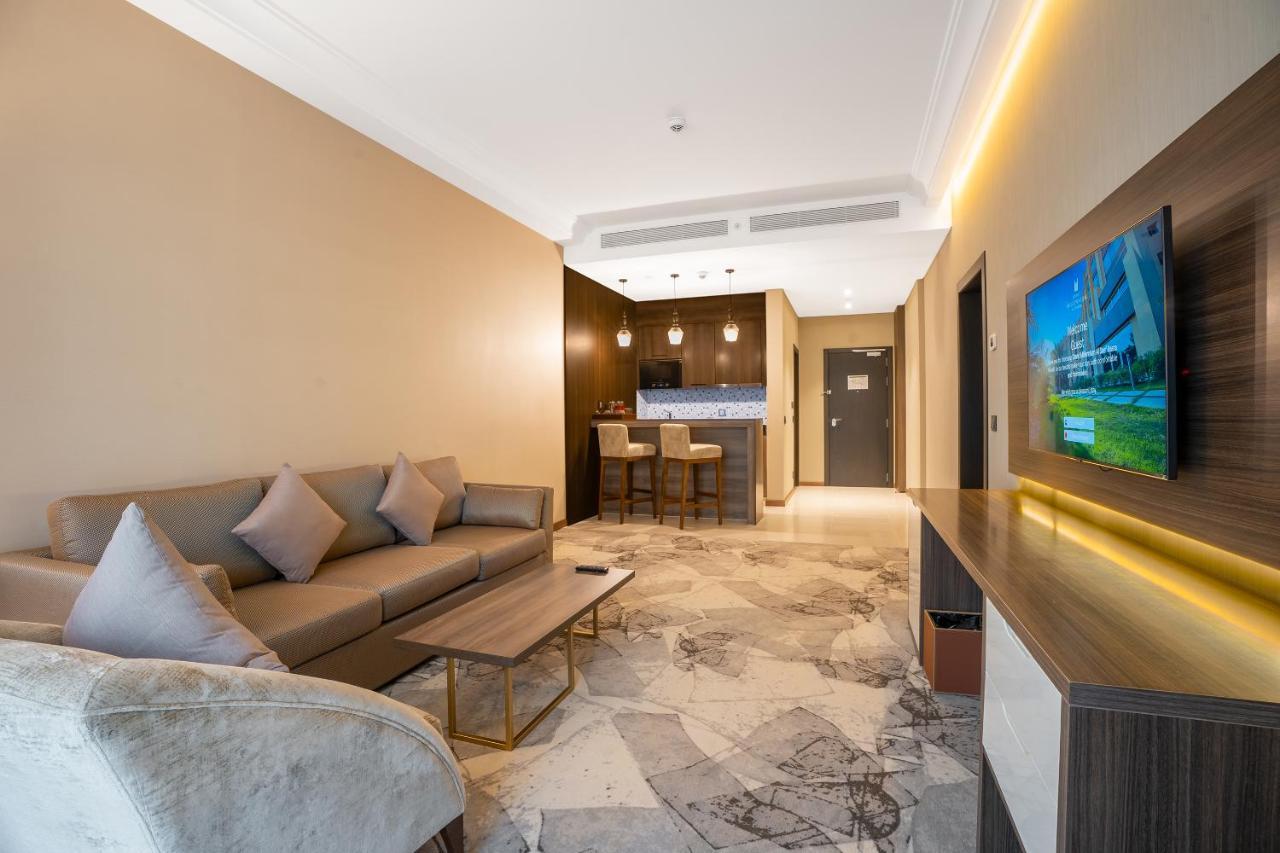 Grand Millennium Al Seef Basra Екстериор снимка