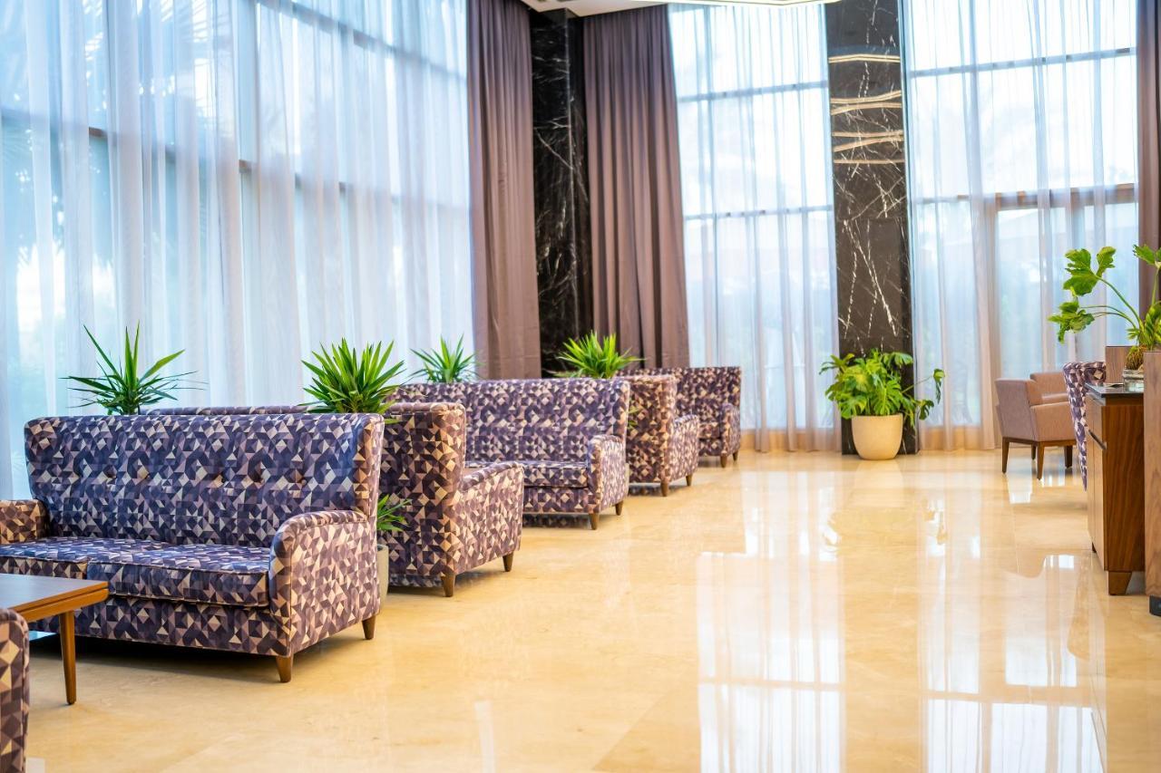 Grand Millennium Al Seef Basra Екстериор снимка